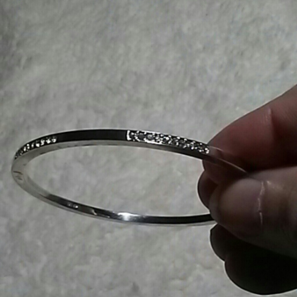 NADRI CRYSTAL BRACELET